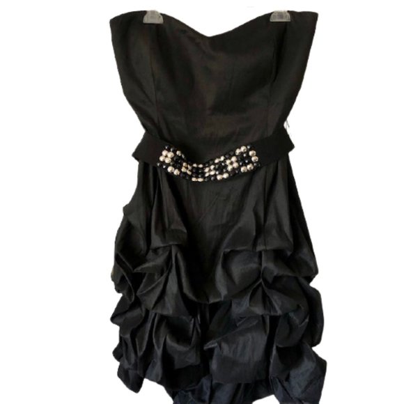 Torrid Black Sweetheart Strapless Bubble Hem Tiered Cocktail Dress - 22 - Picture 1 of 11